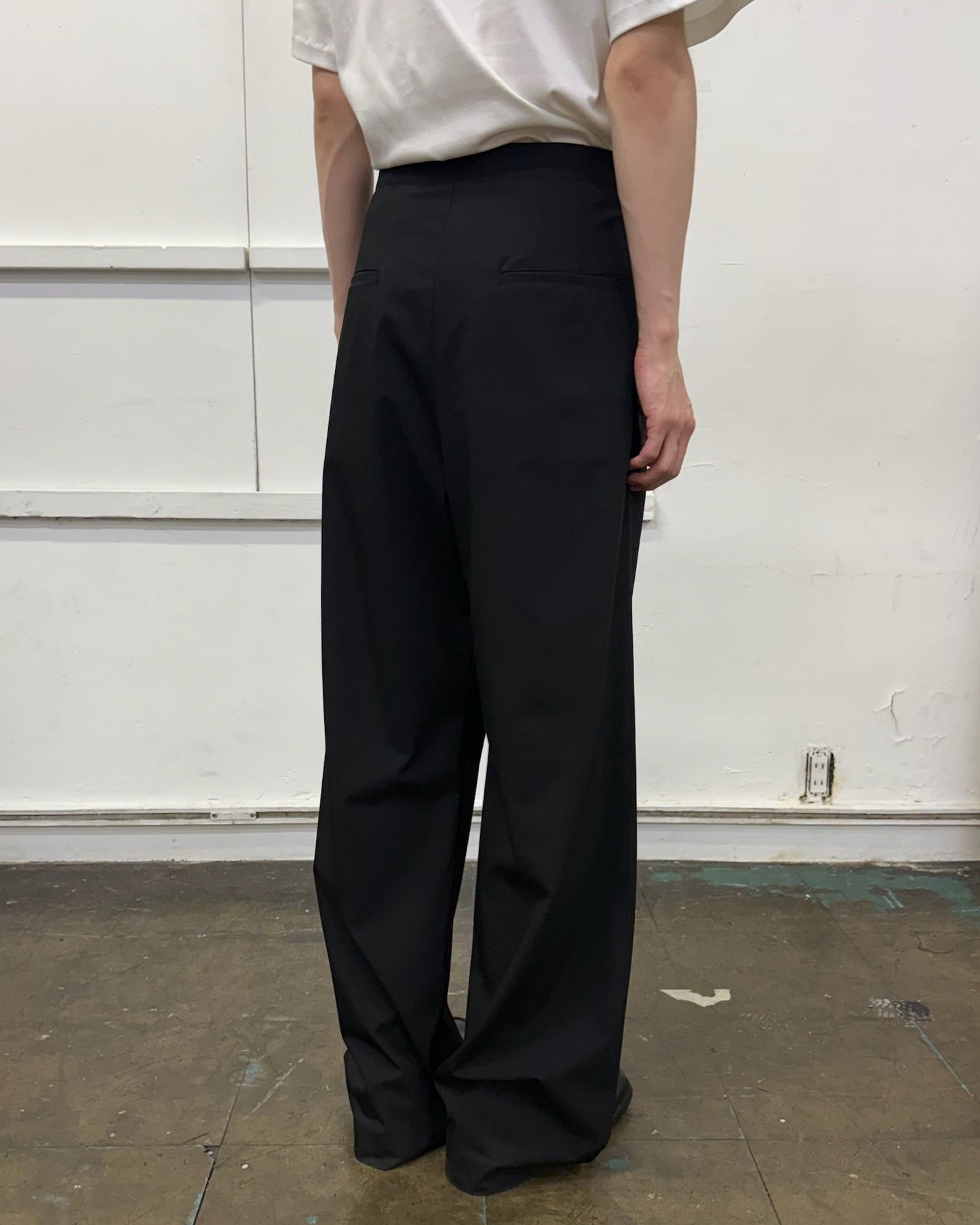 26ss パンツ黒