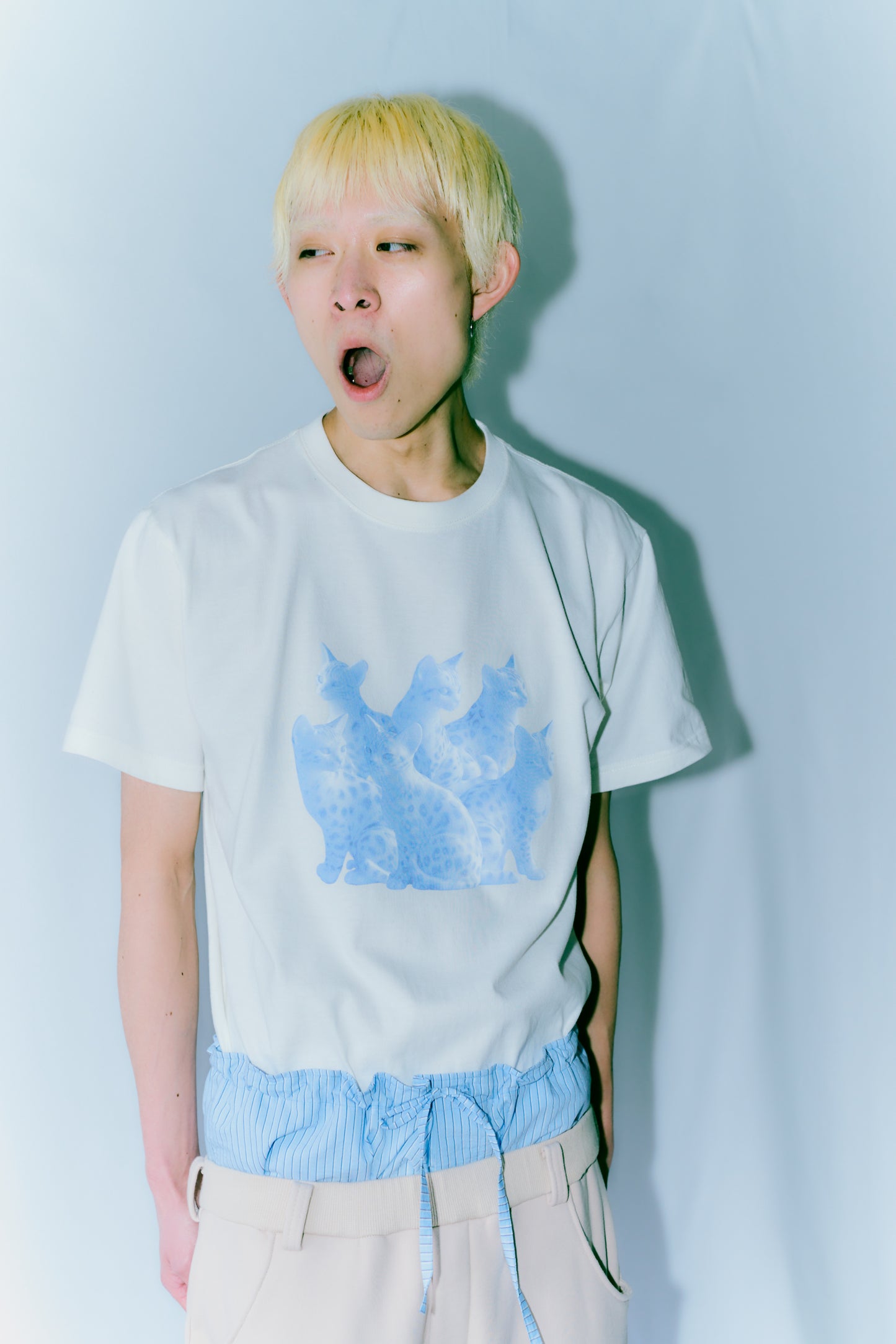 TOUKI CAT Tshirt / WHITE
