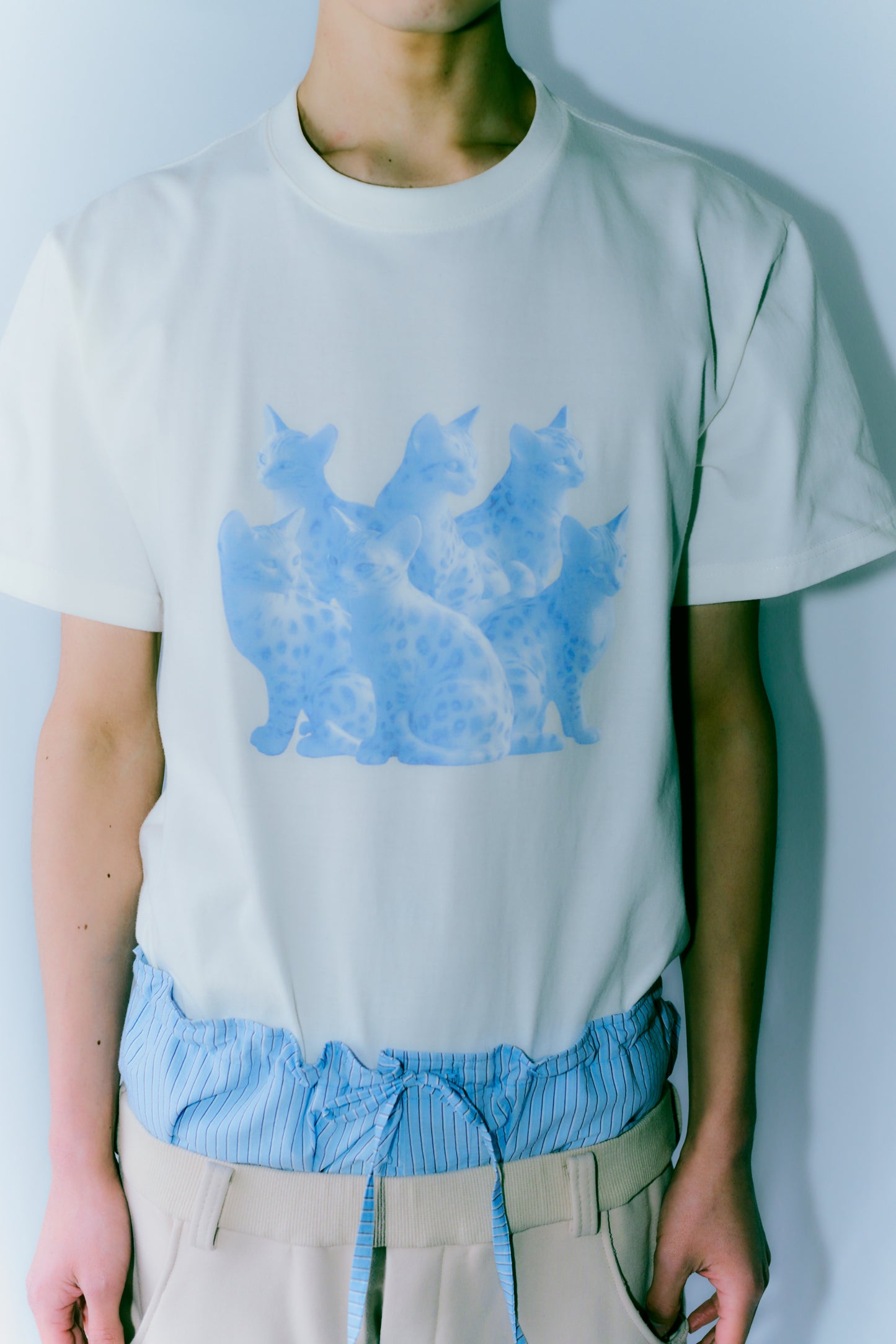 TOUKI CAT Tshirt / WHITE