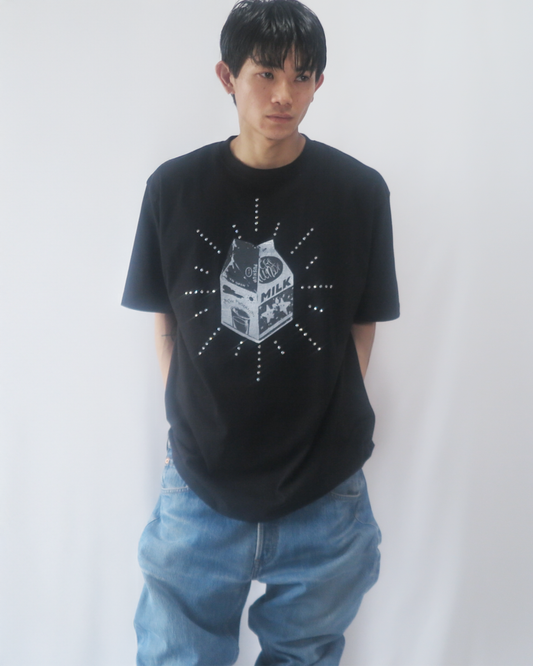 MILK T-SHIRT