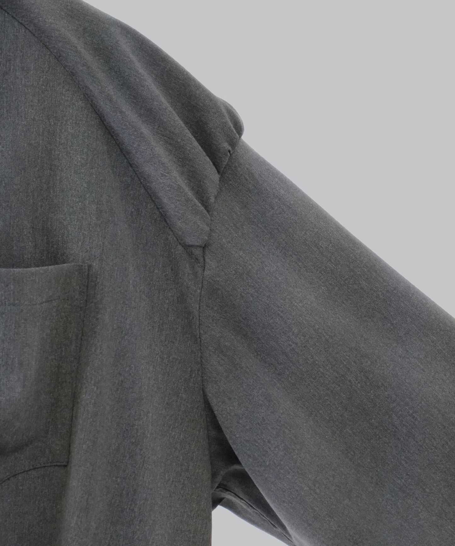 AIR SHOULDER SHIRT/ GRAY