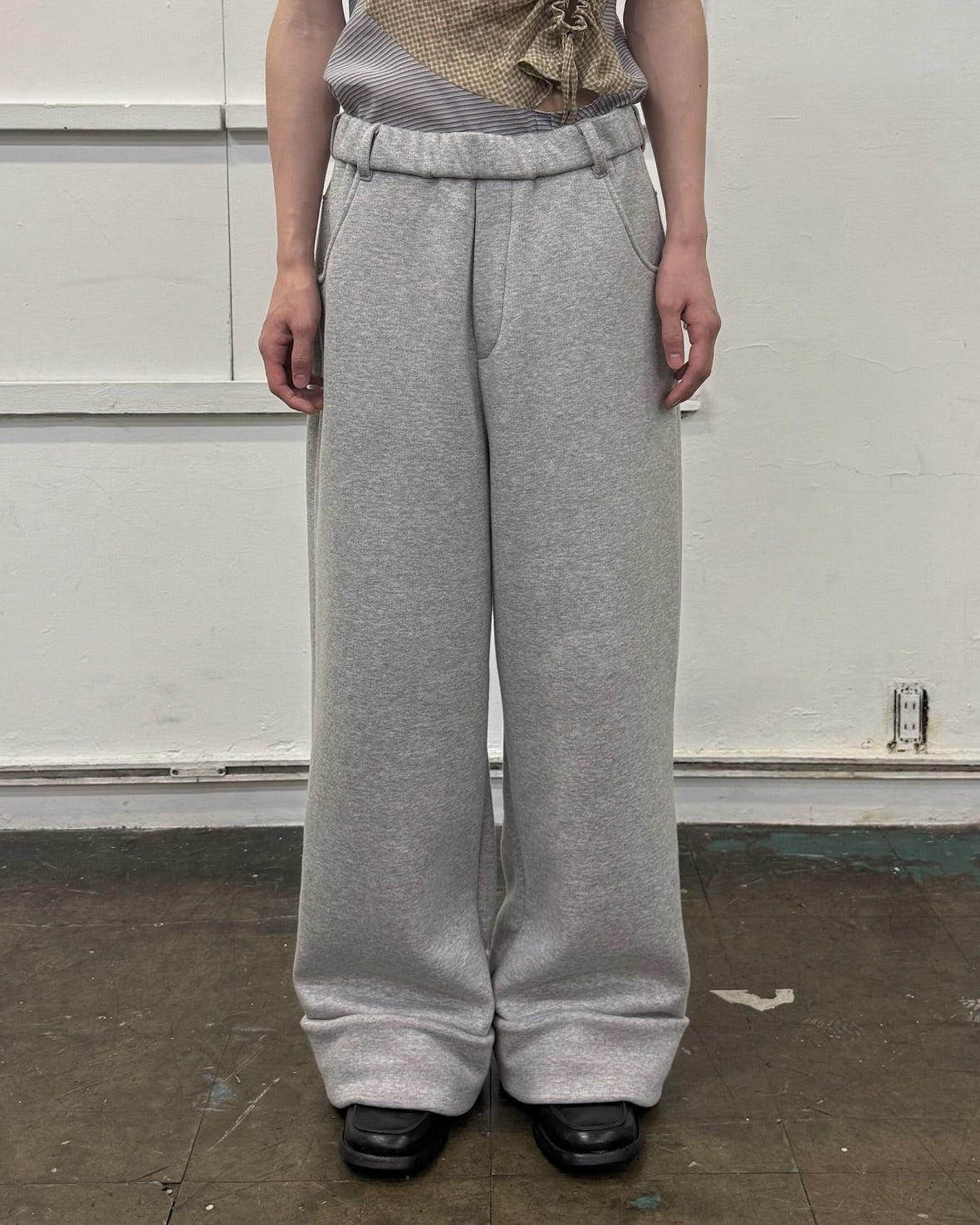 26ss スウェットパンツグレー